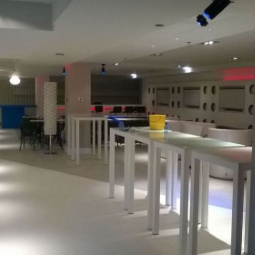 Lounge Bar (1)